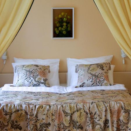 Hotel Nette à Pärnu Extérieur photo