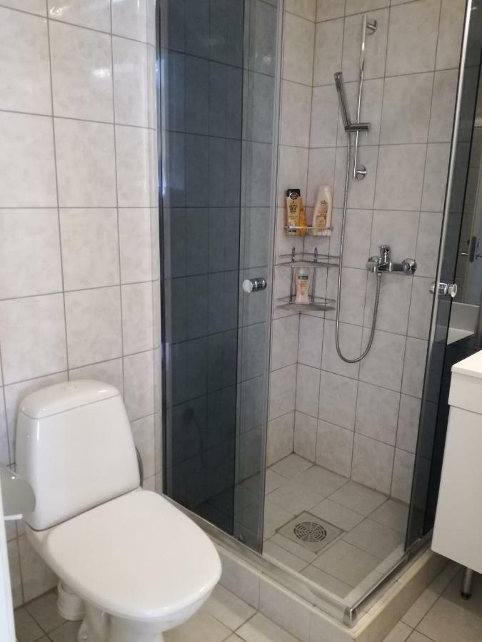 Hotel Nette à Pärnu Extérieur photo